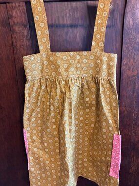 Apron Pinafore (Gold with Pink Pockets)